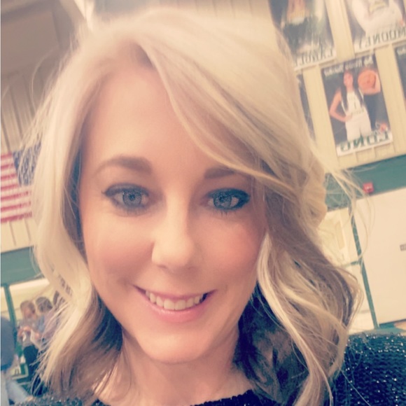 Meet your Posher, Meagan - Picture 1 of 1